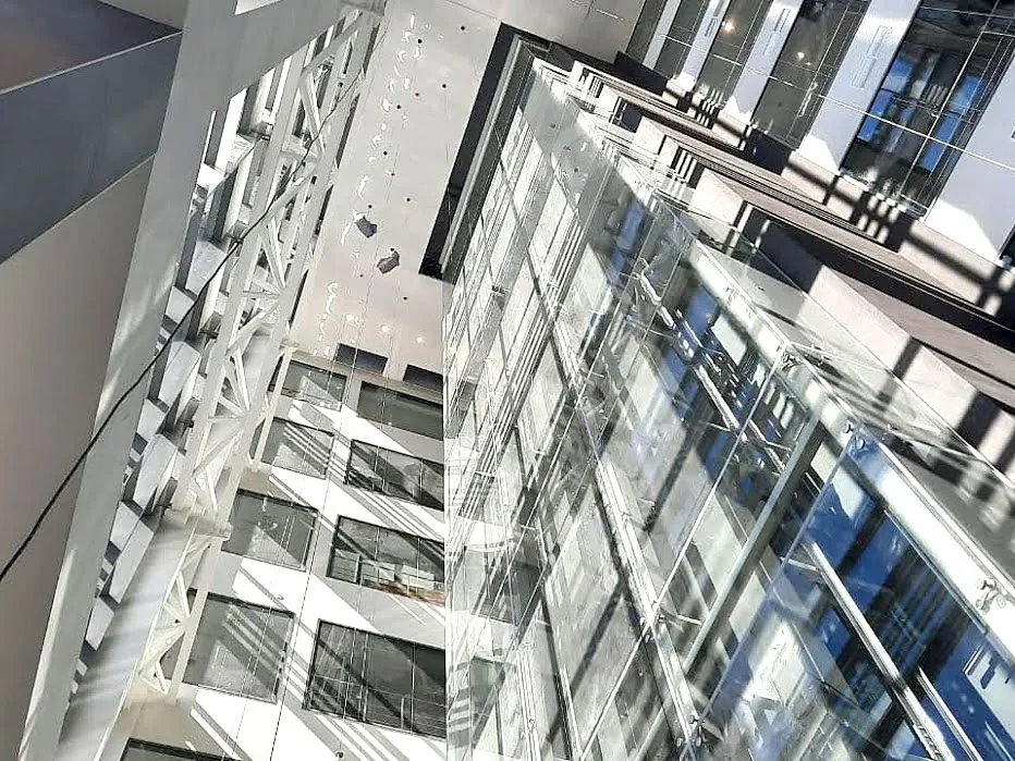 г.Сургут, подъемники LIFTEL-50 с высотой подъема 35 метров